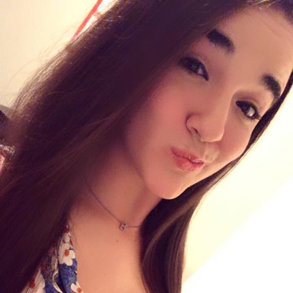 Meet your Posher, Brianna - Picture 1 of 1